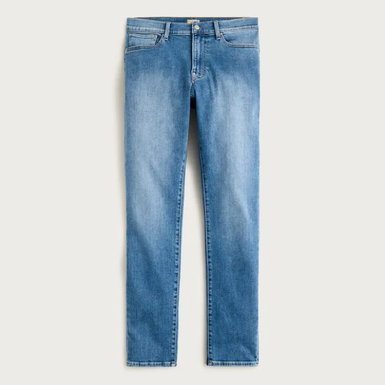1040 Athletic Tapered-fit stretch jean in medium wash