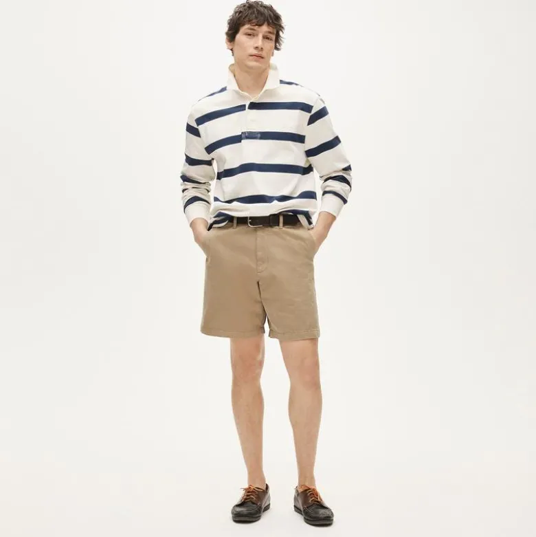 8" Classic chino short