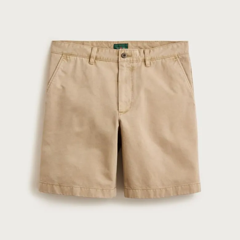 8" Classic chino short