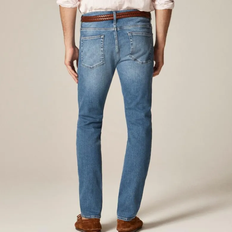 484 Slim-fit stretch jean in medium wash