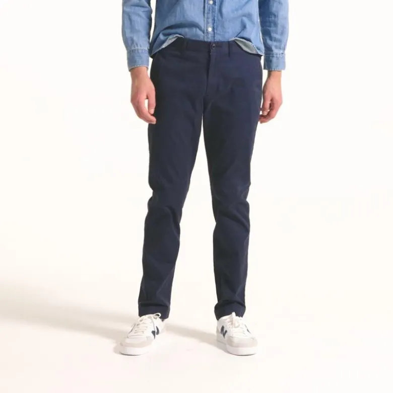 770™ Straight-fit stretch chino pant