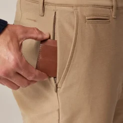 770 Straight-fit tech pant