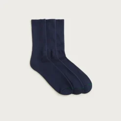 Athletic crew socks with COOLMAX® technology three-pack