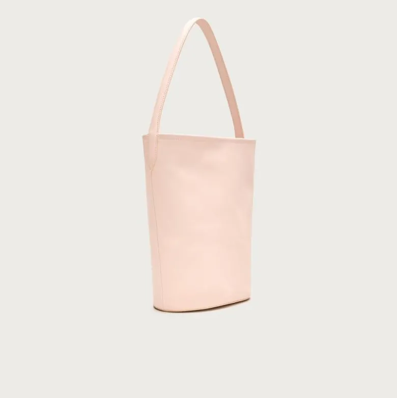 Berkeley bucket bag in leather