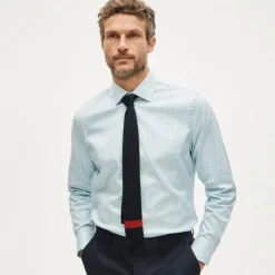 Bowery performance stretch dress shirt with spread collar