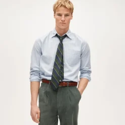 Broken-in organic cotton oxford shirt