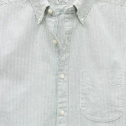 Broken-in organic cotton oxford shirt