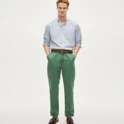 Broken-in Straight pigment-dyed chino pant