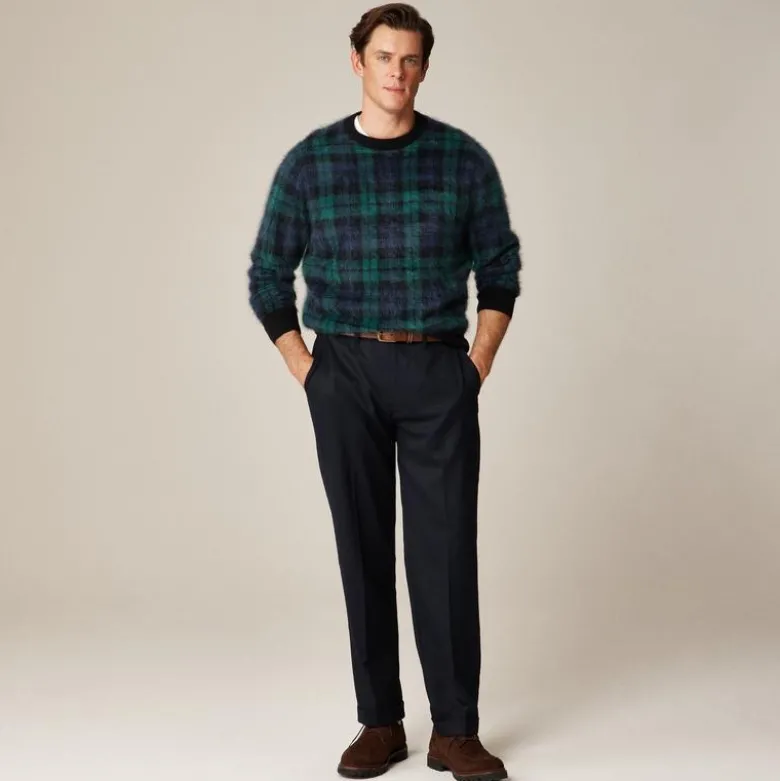 Brushed cashmere sweater in Black Watch tartan