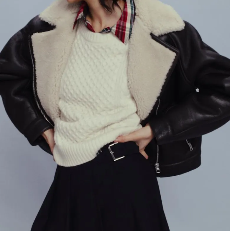 Cable-knit shell in wool blend