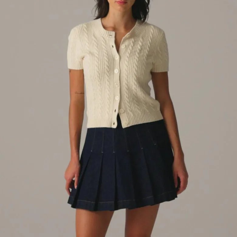 Cable-knit short-sleeve cardigan top