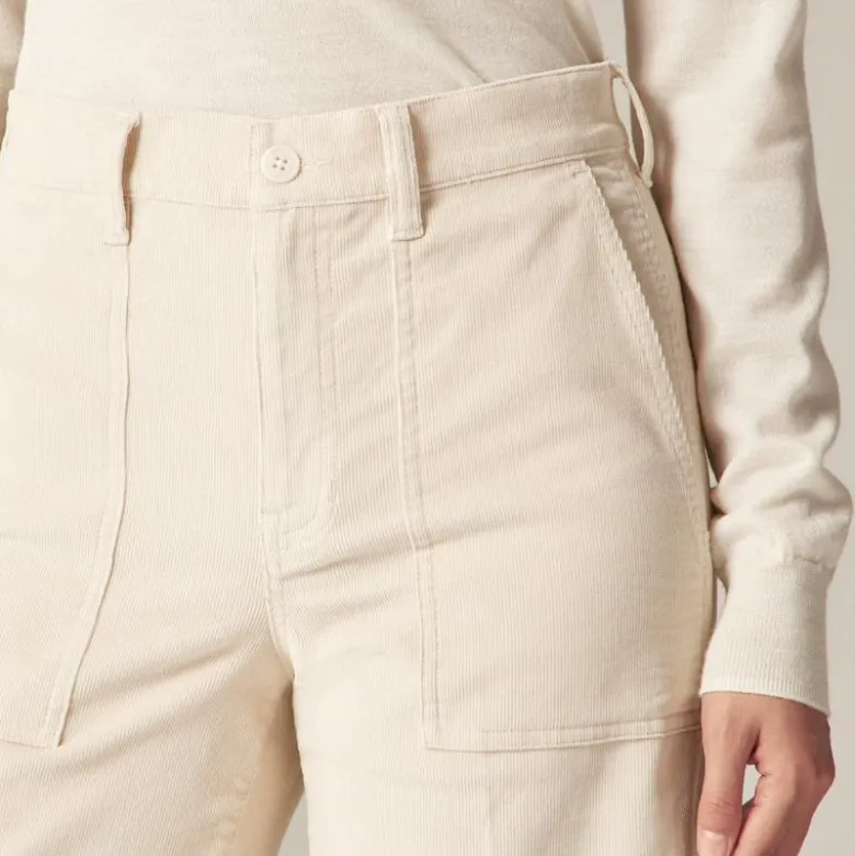 Camp-pocket wide-leg pant in stretch corduroy