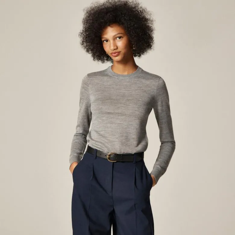 Carolyn fitted crewneck sweater in merino wool