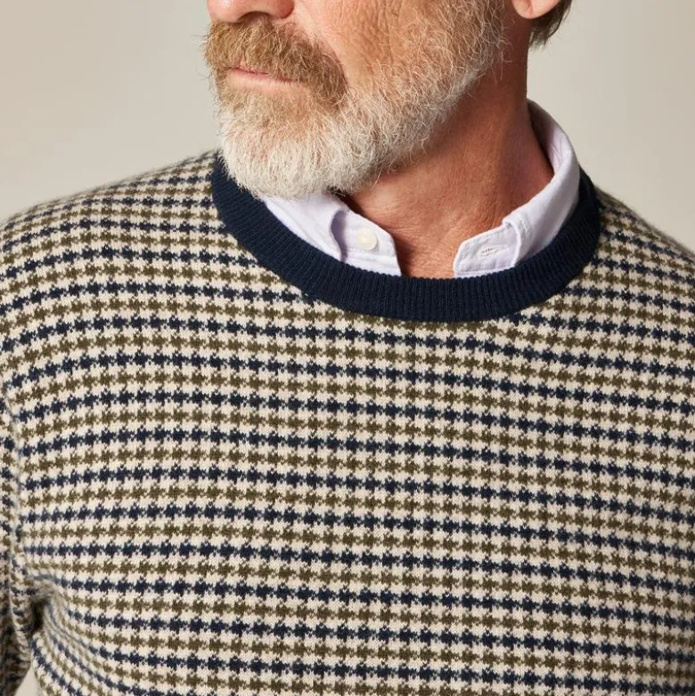 Cashmere crewneck sweater in houndstooth