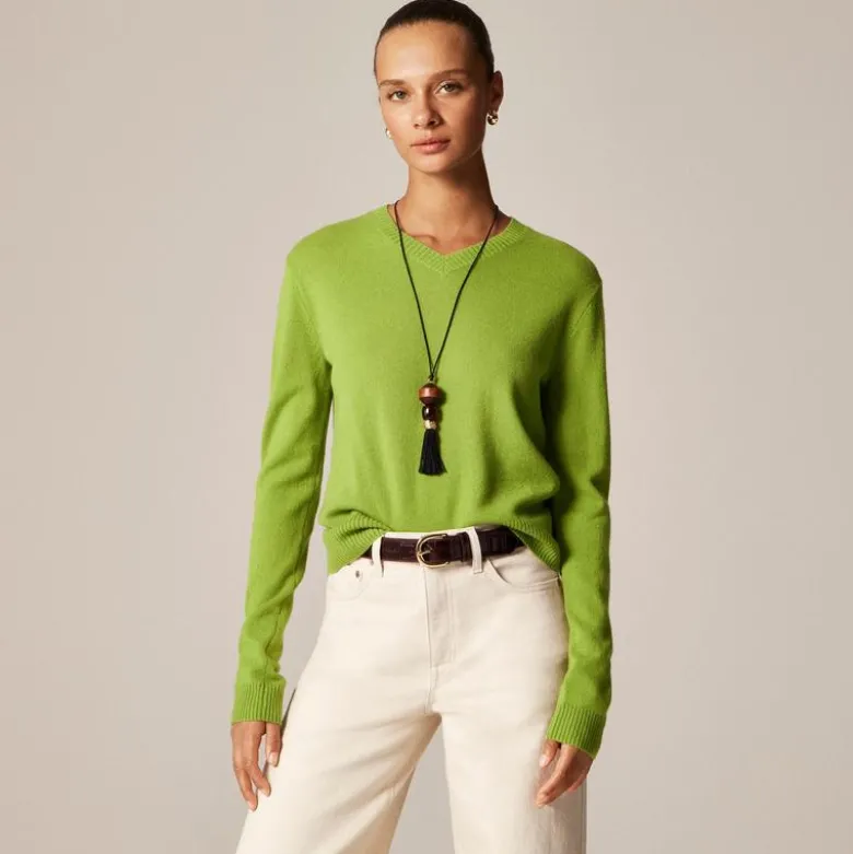 Cashmere high V-neck sweater