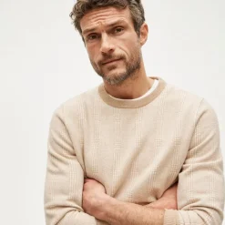Cashmere sweater in glen plaid