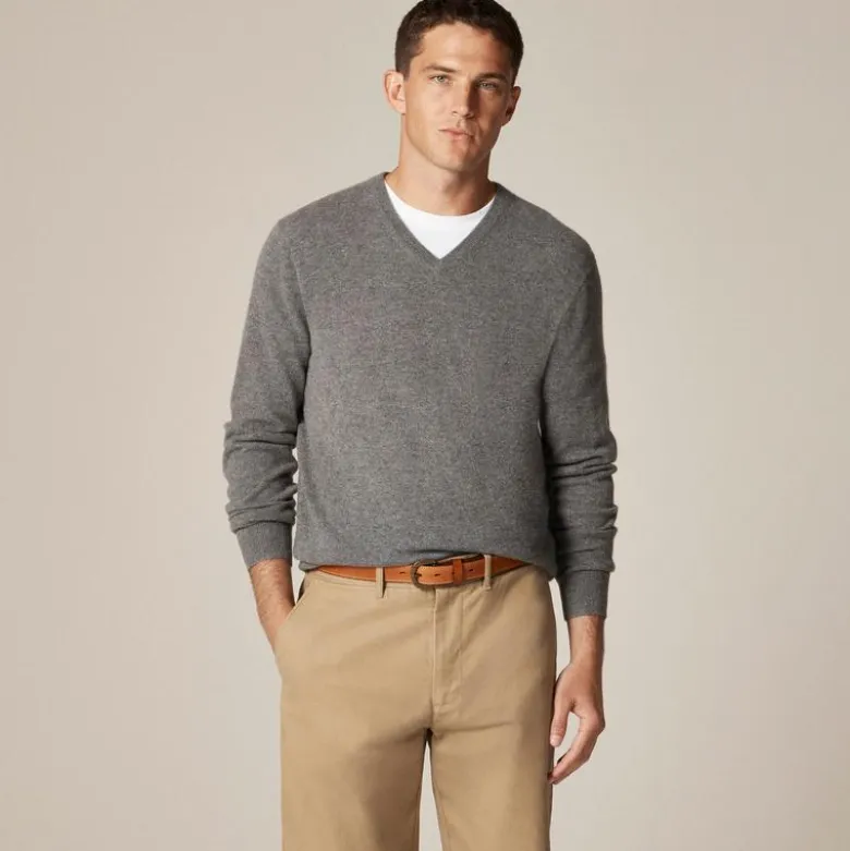 Cashmere V-neck sweater
