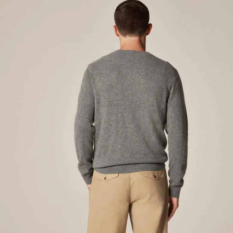 Cashmere V-neck sweater