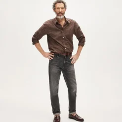 Classic Straight jean in faded black wash