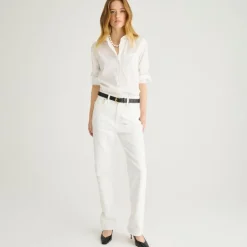Classic straight jean in white
