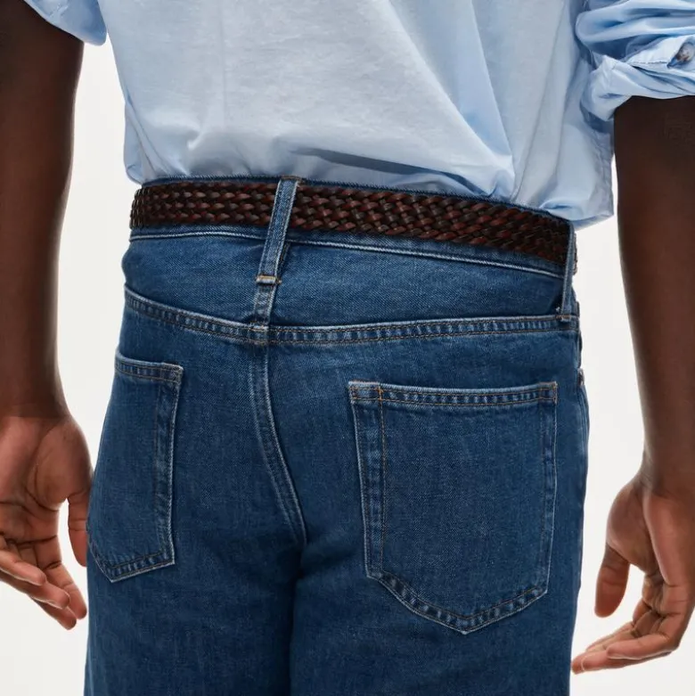 Classic Straight summerweight jean in cotton-linen blend