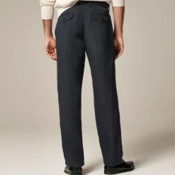 Classic-fit linen trouser