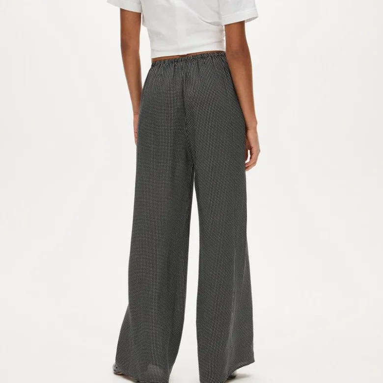 Cosmo pant in dot print