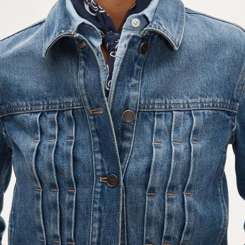 Cropped denim jacket with pintucks