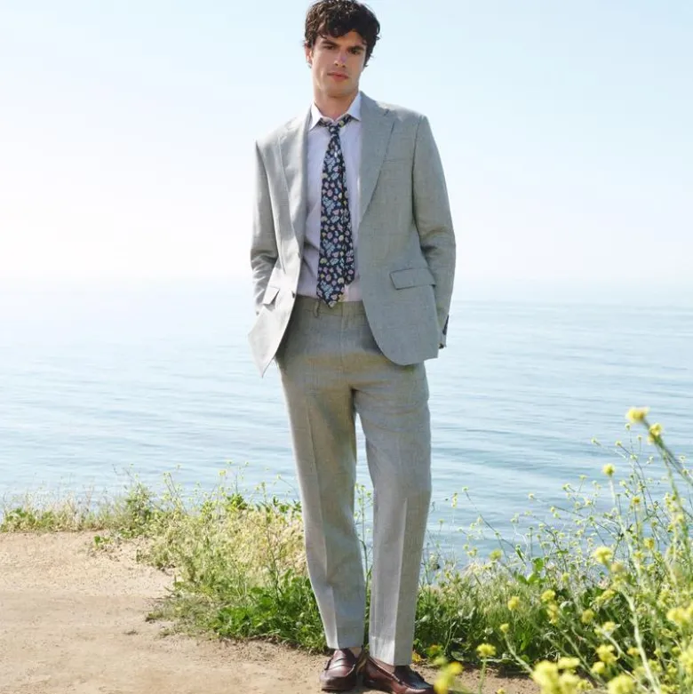 Crosby Classic-fit suit jacket in English wool-linen blend