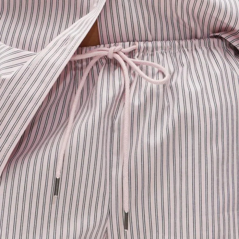 Cruise short in striped lightweight oxford