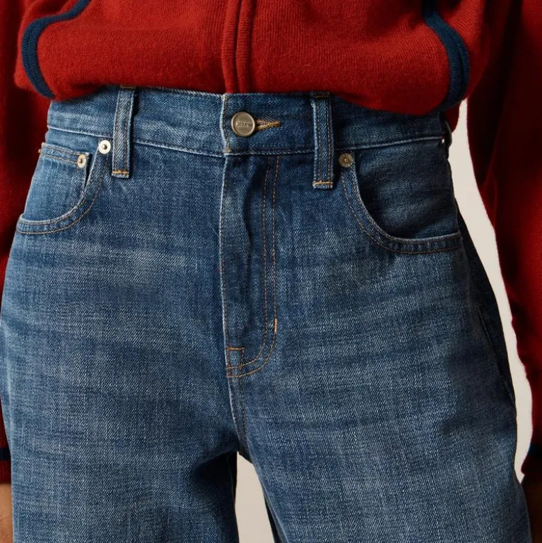 Cuffed lower-rise wide-leg jean