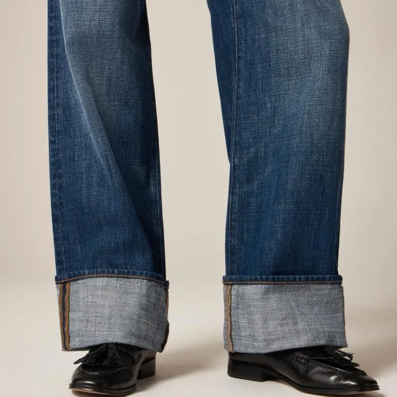 Cuffed lower-rise wide-leg jean