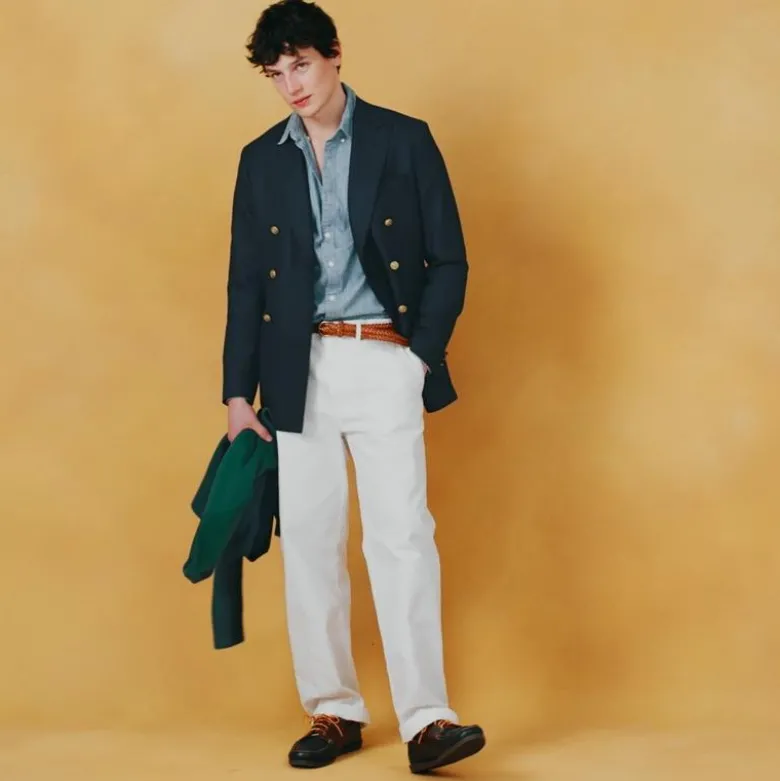 Double-breasted blazer in English wool