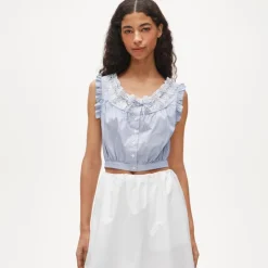 Embroidered ruffle-trim cropped tank top
