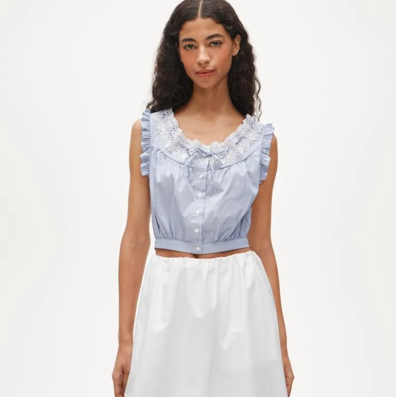 Embroidered ruffle-trim cropped tank top