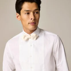 English satin point bow tie