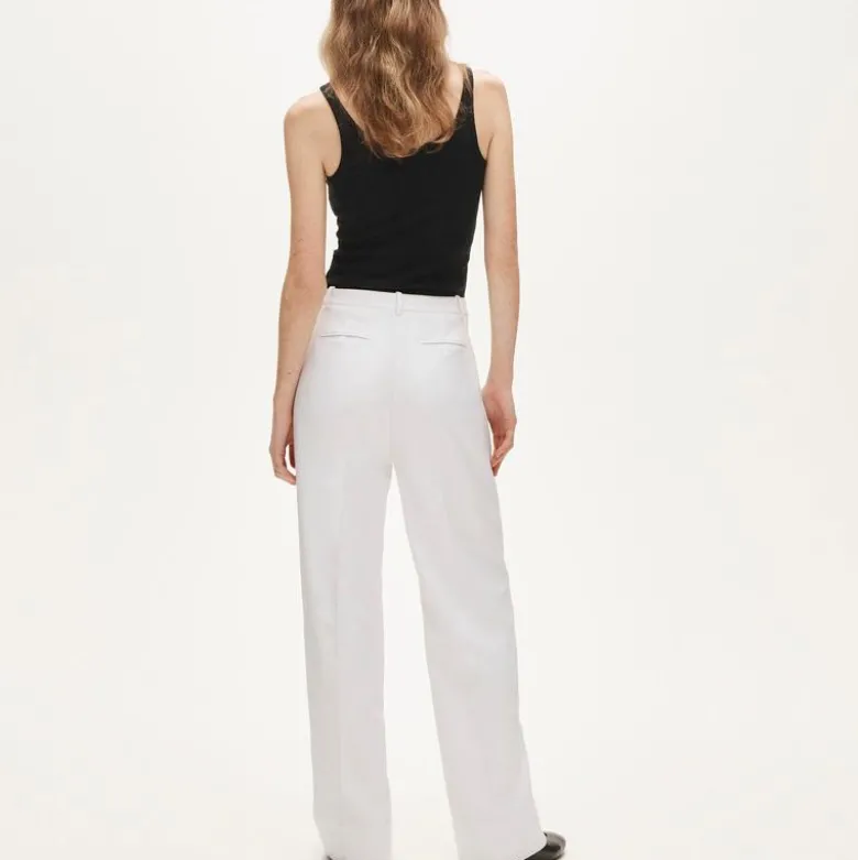Essential wide-leg pant in Gramercy linen blend