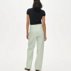 Essential wide-leg pant in Gramercy linen blend