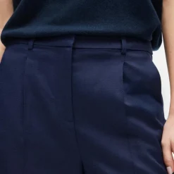 Essential wide-leg pant in Gramercy linen blend