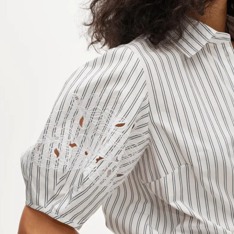 Eyelet puff-sleeve shirt in striped cotton poplin