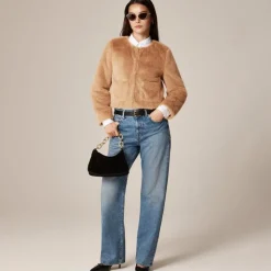Faux-fur lady jacket