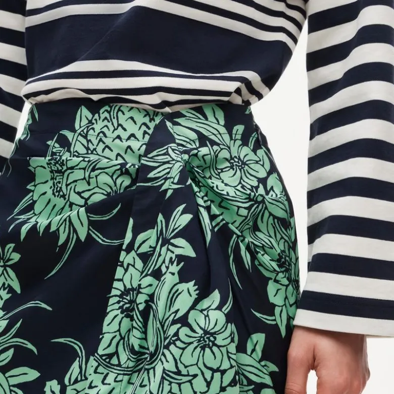 Faux-wrap skirt in pineapple garden–print viscose twill