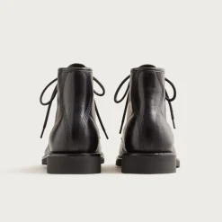 Field boots in English leather