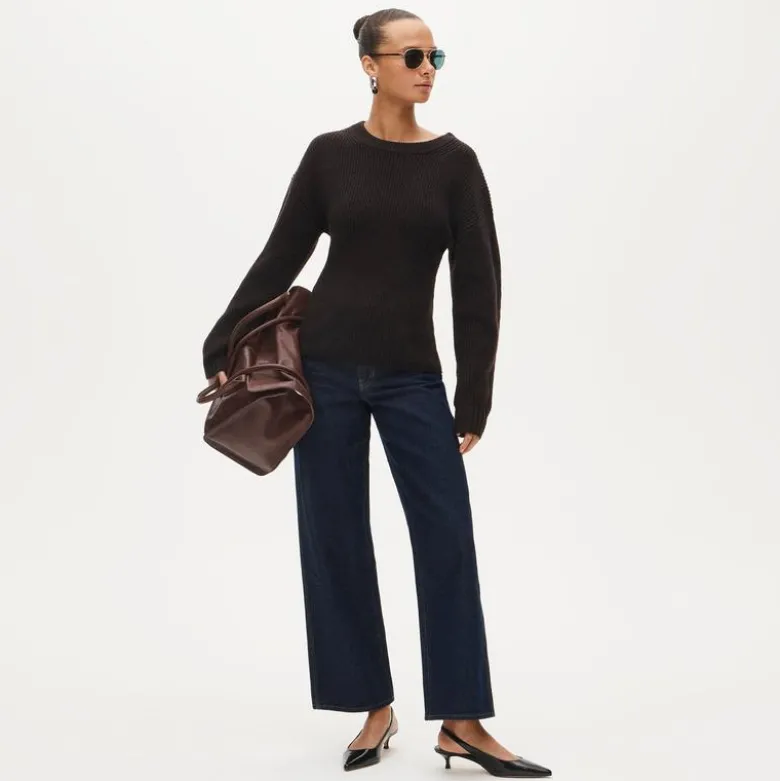 Fitted-waist crewneck sweater in ribbed merino wool
