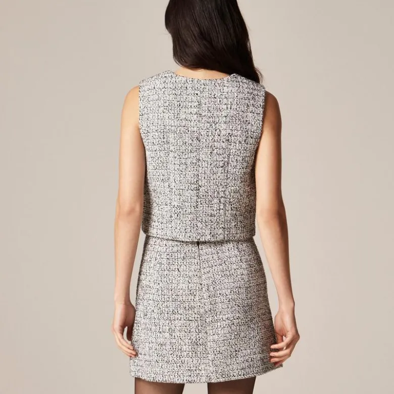 Flap-pocket mini skirt in tweed