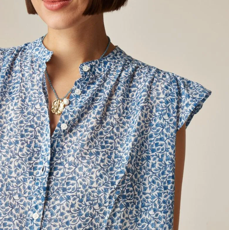 Flutter-sleeve button-up shirt in bandana block print