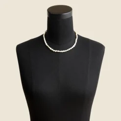 Freshwater pearl necklace