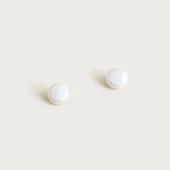 Freshwater pearl stud earrings