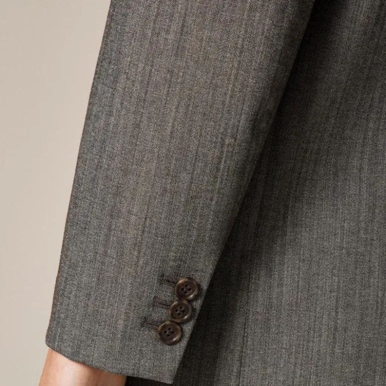 Gamine blazer in Italian studio wool blend