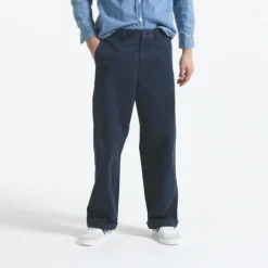 Giant-fit chino pant